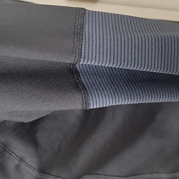 Danskin Size M Black Funnel Neck Pullover Athletic Top, Long Sleeve NEW with Tag - Picture 4 of 15